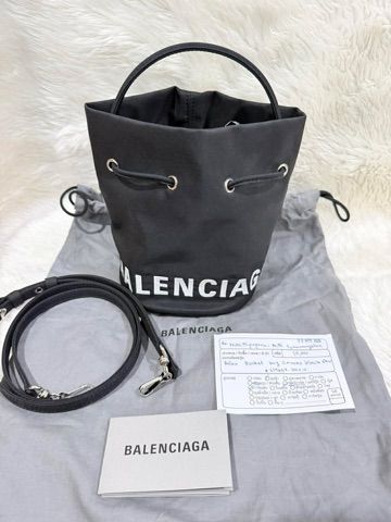 หญิง ดำ อื่นๆ Balenciaga Wheel Drawstring Bucket Bag (หรือ Wheel XS Drawstring Bucket Bag)  