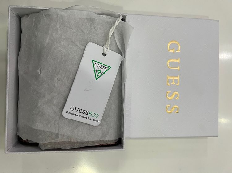  - guess กระเป๋าสตางค์ใบสั้น  รูปที่ 6