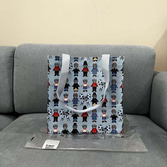 กระเป๋า Cath Kidston แท้ Medium Bookbag ลาย London Dogs สี Blue