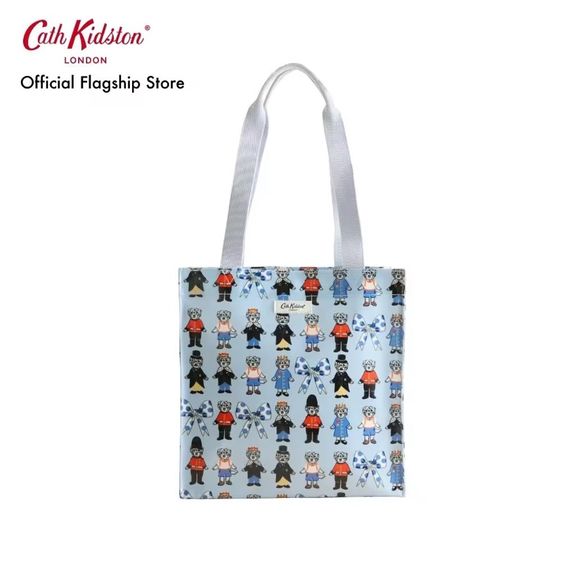 กระเป๋า Cath Kidston แท้ Medium Bookbag ลาย London Dogs สี Blue รูปที่ 2
