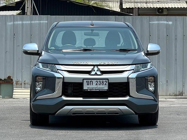 Mitsubishi Triton 2021 2.5 GLX Pickup ดีเซล ไม่ติดแก๊ส เกียร์ธรรมดา เทา รูปที่ 4