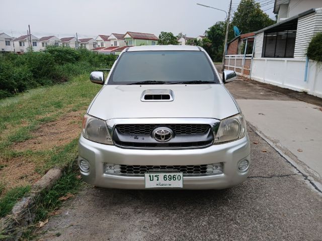Toyota Hilux Vigo 2009 2.5 E Pickup ดีเซล ไม่ติดแก๊ส เกียร์ธรรมดา เทา รูปที่ 2