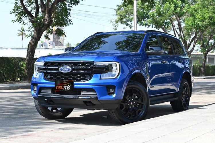 รถ Ford Everest 2.0 Turbo Sport สี น้ำเงิน