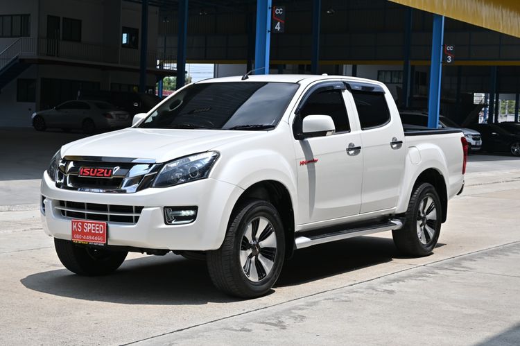 รถ Isuzu D-MAX 2.5 Hi-Lander Z สี ขาว