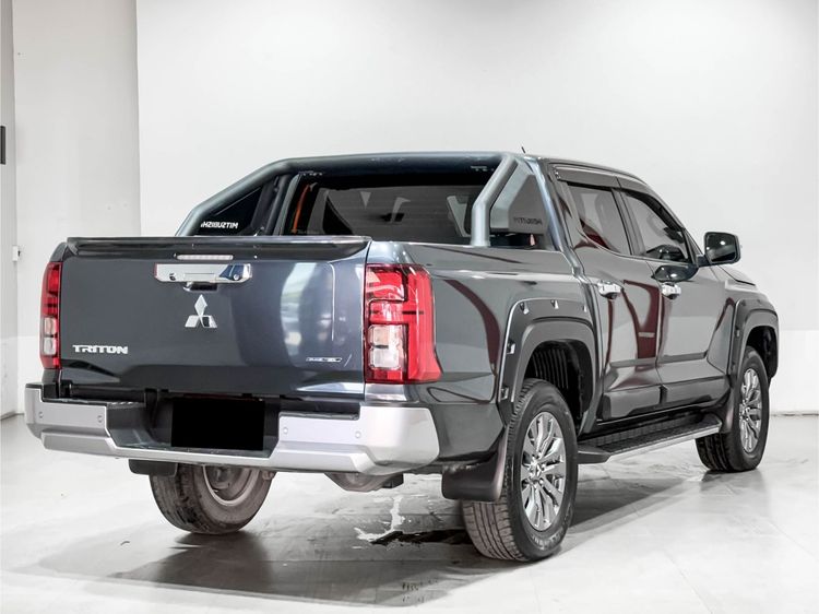 Mitsubishi Triton 2023 2.4 Plus Ultra Pickup ดีเซล เกียร์อัตโนมัติ เทา รูปที่ 3