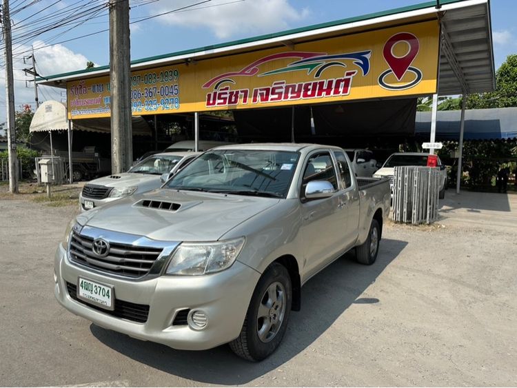 รถ Toyota Hilux Vigo Champ Smart Cab 2.5 J สี บรอนซ์เงิน