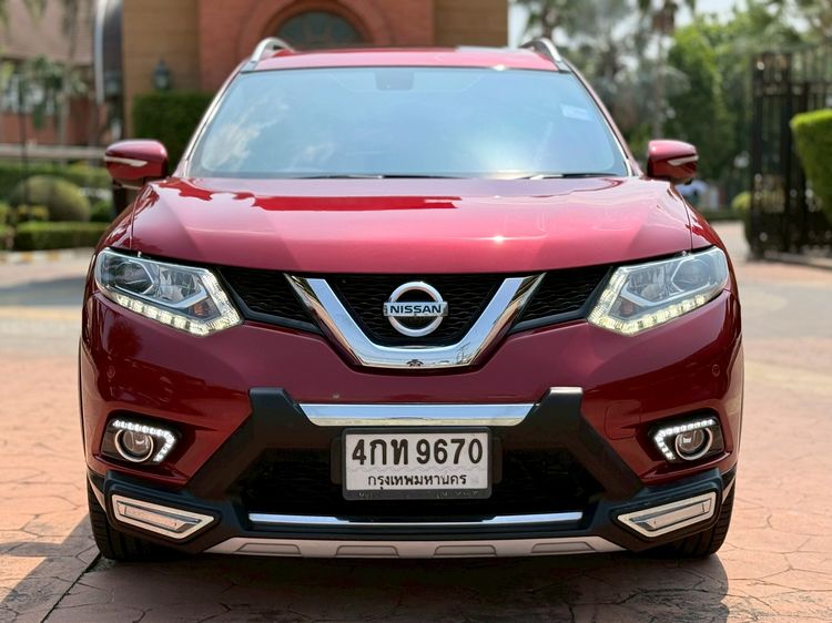 Nissan X-Trail 2015 2.5 V 4WD Utility-car เบนซิน เกียร์อัตโนมัติ แดง รูปที่ 2