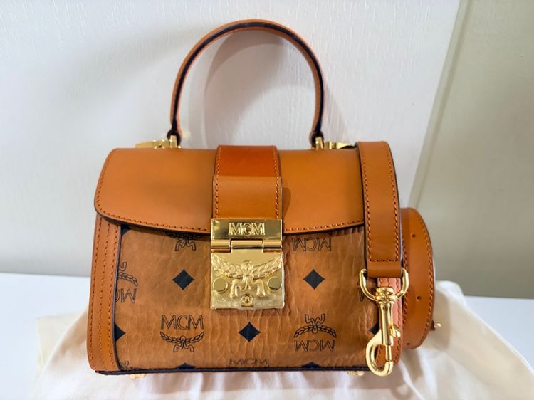 MCM Tracy Visetos Satchel Cognac รูปที่ 2