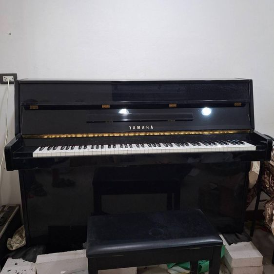 เปียโนอัพไรท์ เปียโน Yamaha Upright Piano รุ่น LU-90 PE สีดำเงา