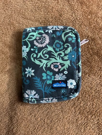 กระเป๋าสตางค์ KAVU Wally Wallet แท้ สภาพนางฟ้า