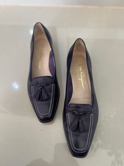 Ferragamo แท้