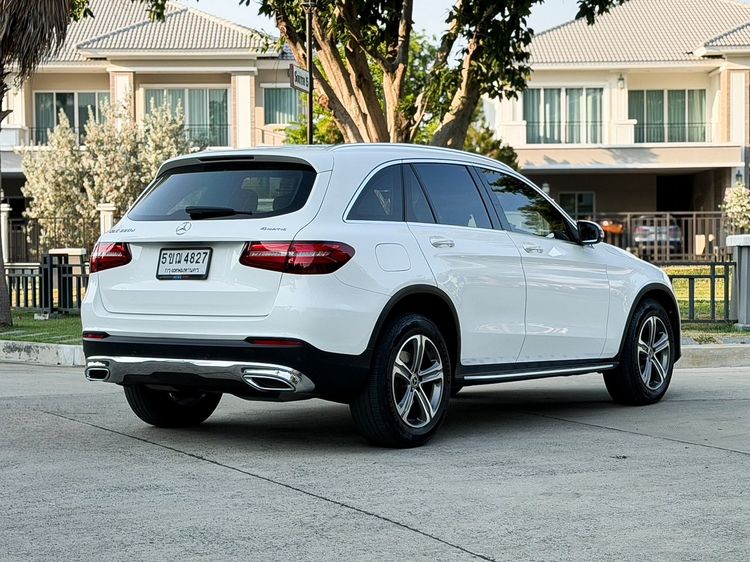 Mercedes-Benz GLC-Class 2019 GLC220d Utility-car ดีเซล ไม่ติดแก๊ส เกียร์อัตโนมัติ ขาว รูปที่ 4