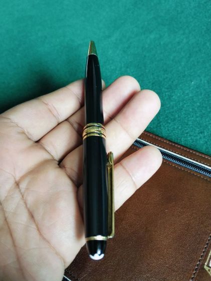 ขอขายปากกาลูกลื่นของแบรนด์ Mont blanc รุ่น meisterstuck เป็นปากกา Mont blanc เกรด AAA เหมือนใช้งานได้แต่หมึกหมดสภาพสวย รูปที่ 2