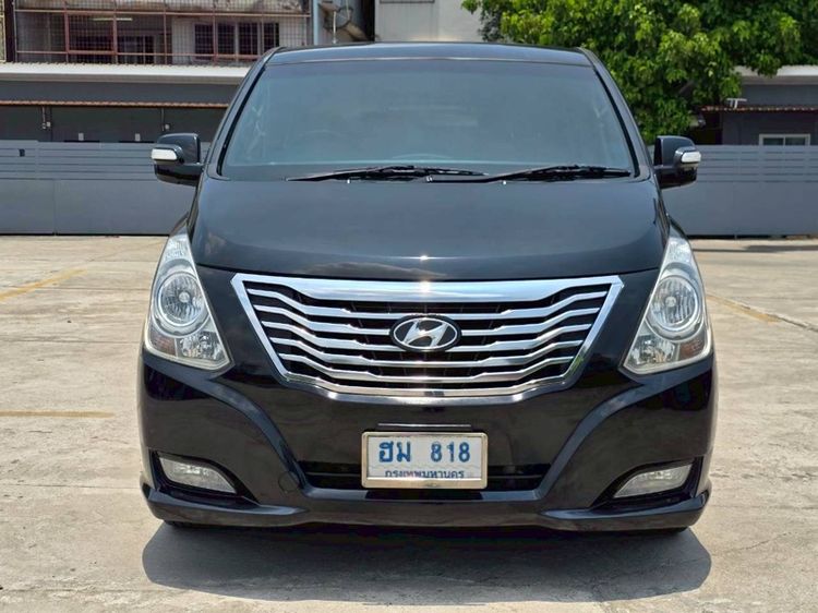 รถ Hyundai H-1  2.5 Deluxe สี ดำ