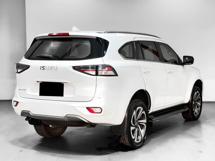 Isuzu MU-X 2021 1.9 ULTIMATE 2WD Utility-car เบนซิน ไม่ติดแก๊ส เกียร์อัตโนมัติ ขาว รูปที่ 2