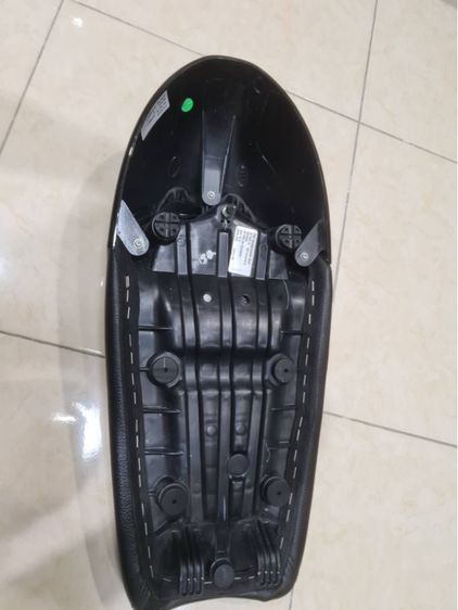 เบาะแต่ง Genuine Royal Enfieldและ ตูดมด (Cowl) ตรงรุ่น Continental GT 650 รูปที่ 4