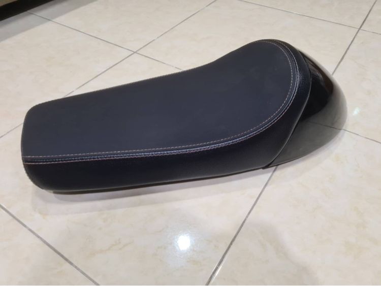 อื่นๆ เบาะแต่ง Genuine Royal Enfieldและ ตูดมด (Cowl) ตรงรุ่น Continental GT 650
