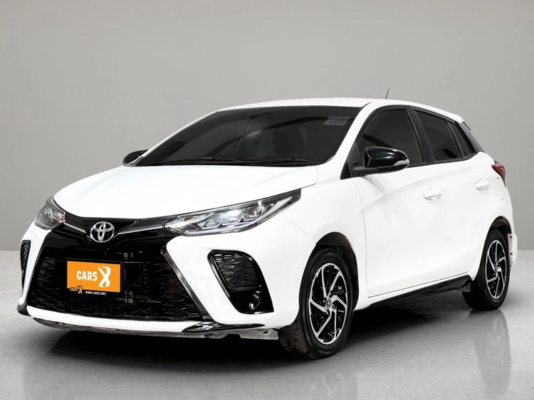 รถ Toyota Yaris 1.2 Sport สี ขาว