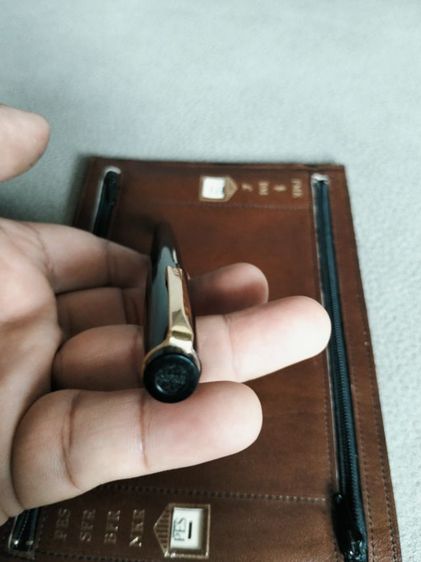 ขอขายปากกาหมึกซึมแบรนด์ pilot รุ่น หัว F made in Japan แท้ สีดำสภาพยังใหม่ไม่มีชำรุด รูปที่ 7