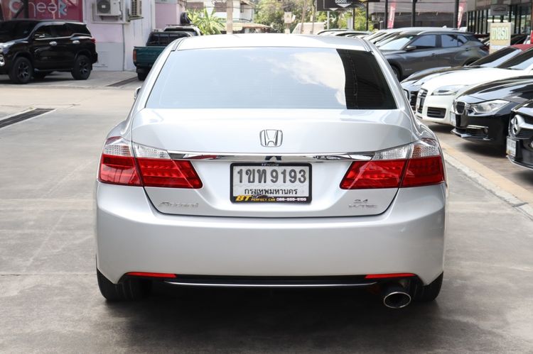 Honda Accord 2013 2.4 EL Sedan เบนซิน ไม่ติดแก๊ส เกียร์อัตโนมัติ บรอนซ์เงิน รูปที่ 4