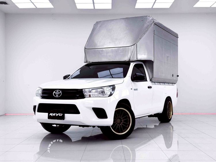 รถ Toyota Hilux Revo 2.4 J สี ขาว