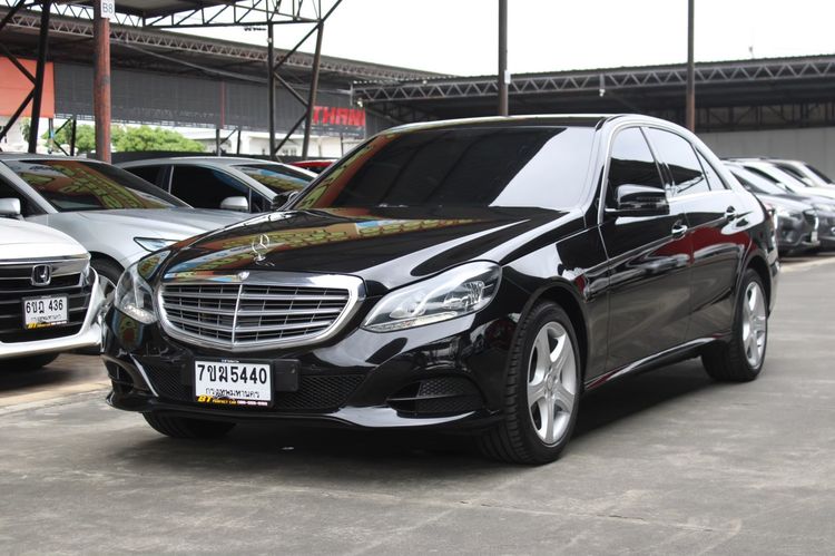 Mercedes-Benz E-Class 2014 E200 Sedan เบนซิน ไม่ติดแก๊ส เกียร์อัตโนมัติ ดำ