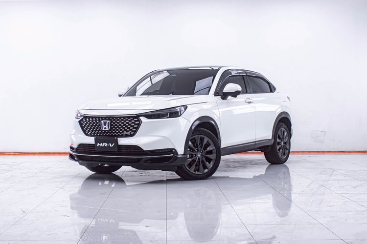 รถ Honda HR-V 1.5 e:HEV RS สี ขาว