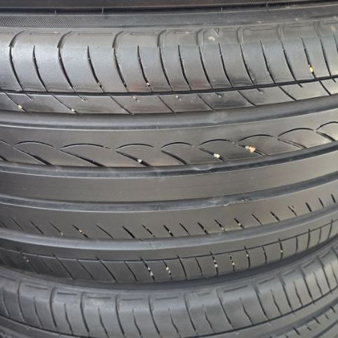 215​ 50​ 17 ปี24 Yokohama  Advab dB นุ่มเงียบสุดๆ ดอกหนาเต็มๆ​ ไม่ปะ​ พร้อมใช้อีกนาน​ ติดรถลงพื้น​ปลายปี​​ ชุด​4เส้น​ 5,800​ บาท