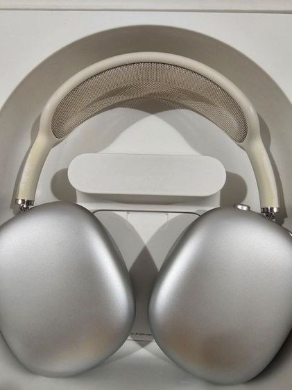 Airpods Max lighting silver อุปกรณ์ครบ  รูปที่ 3