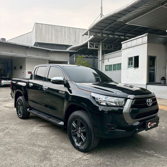Toyota Hilux Revo 2021 2.4 Entry Pickup ดีเซล ไม่ติดแก๊ส เกียร์ธรรมดา ดำ