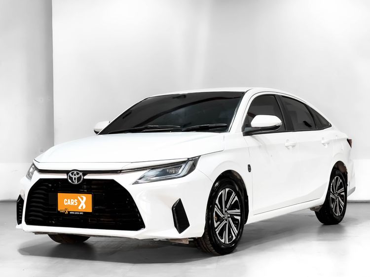 Toyota Yaris ATIV 2022 1.2 Smart Sedan เบนซิน ไม่ติดแก๊ส เกียร์อัตโนมัติ ขาว