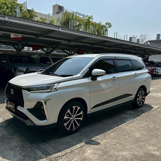 Toyota Veloz 2022 1.5 Premium Sedan เบนซิน ไม่ติดแก๊ส เกียร์อัตโนมัติ ขาว รูปที่ 3