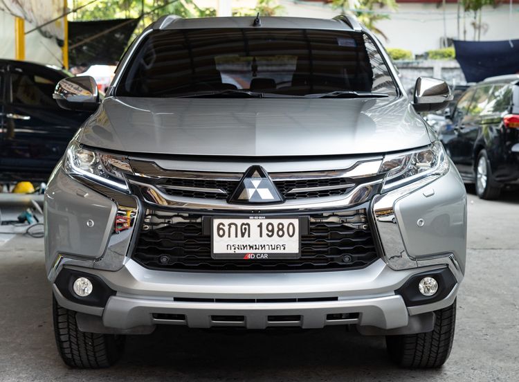 รถ Mitsubishi Pajero Sport 2.4 GT Premium 4WD สี เทา