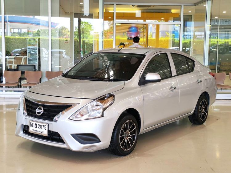รถ Nissan Almera 1.2 E สี บรอนซ์เงิน
