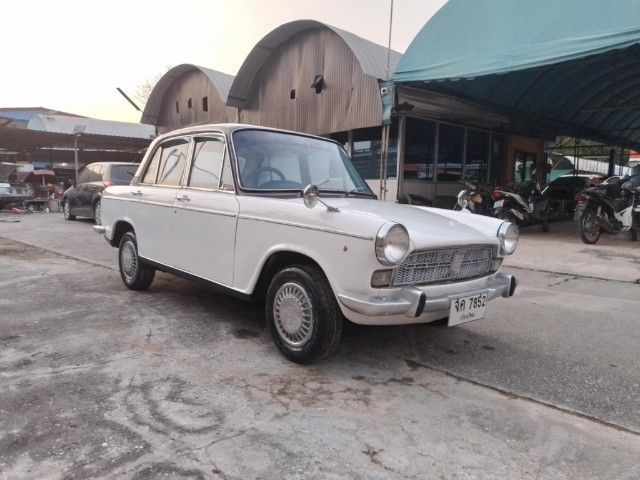 รถ Daihatsu รุ่นอื่นๆ รุ่นย่อยอื่นๆ สี ขาว