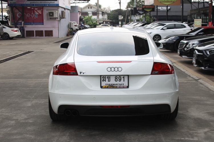 Audi Audi TT  2010 2.0 S Line Sedan เบนซิน ไม่ติดแก๊ส เกียร์อัตโนมัติ ขาว รูปที่ 3