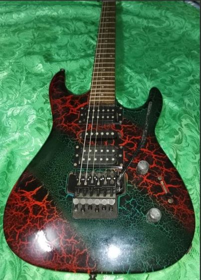 กีต้าร์ Squier HM รูปที่ 4