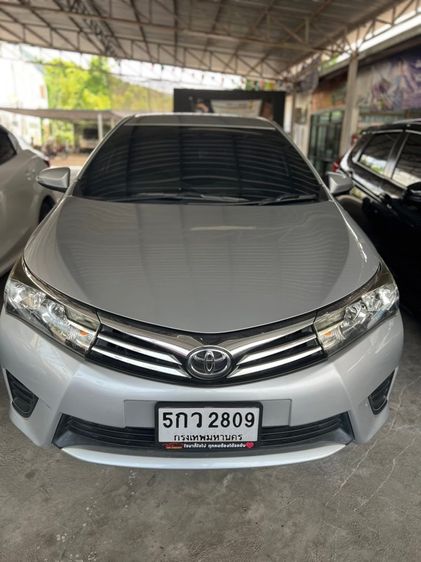 รถ Toyota Corolla 1.6 สี เทา