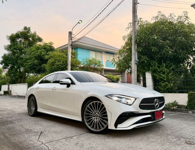 Mercedes-Benz CLS-Class 2024 CLS220 D AMG Sedan ดีเซล ไม่ติดแก๊ส เกียร์อัตโนมัติ ขาว