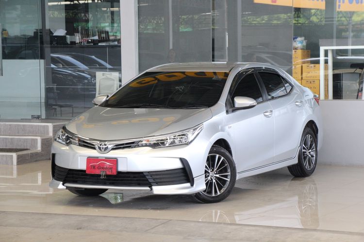 Toyota Altis 2018 1.6 G Sedan เบนซิน ไม่ติดแก๊ส เกียร์อัตโนมัติ บรอนซ์เงิน