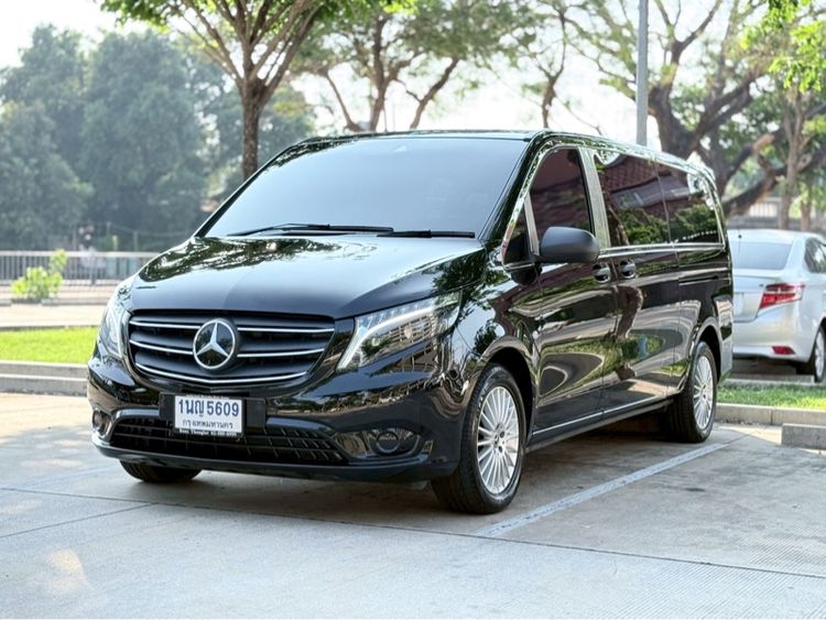 Mercedes-Benz V-Class 2024 Vito ดีเซล ไม่ติดแก๊ส เกียร์อัตโนมัติ ดำ รูปที่ 2