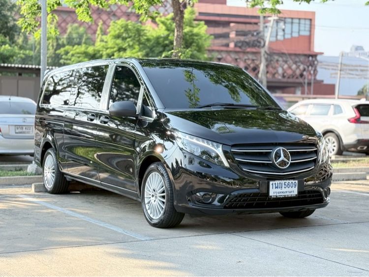 รถ Mercedes-Benz V-Class Vito สี ดำ