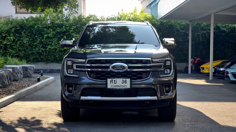 Ford Everest 2023 2.0 Titanium Plus 4WD Utility-car เบนซิน ไม่ติดแก๊ส เกียร์อัตโนมัติ เทา