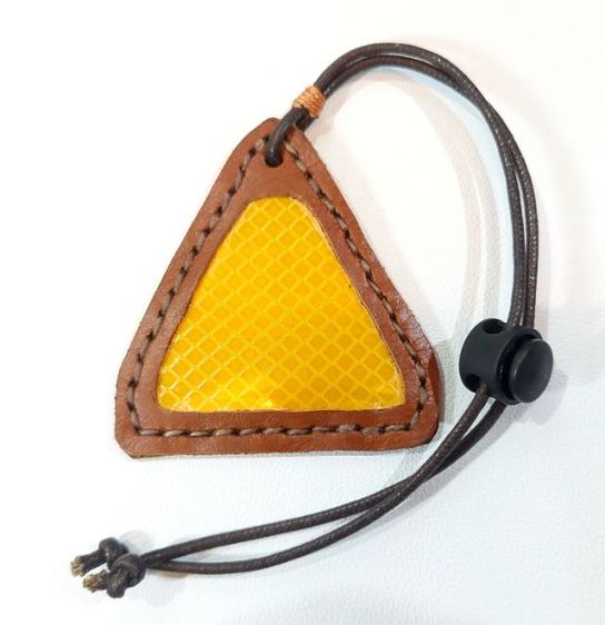 สามเหลี่ยมสะท้อนแสงสำหรับจักรยาน (Triangle Reflector) รูปที่ 8