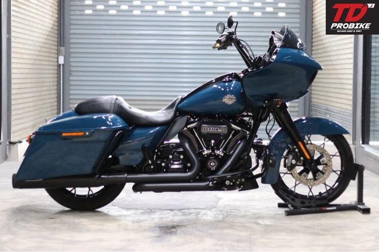 Harley Davidson Road Glide ขายHD RoadGlide Special 114 ปี2022 วิ่งน้อยมาก พร้อมของแต่ง