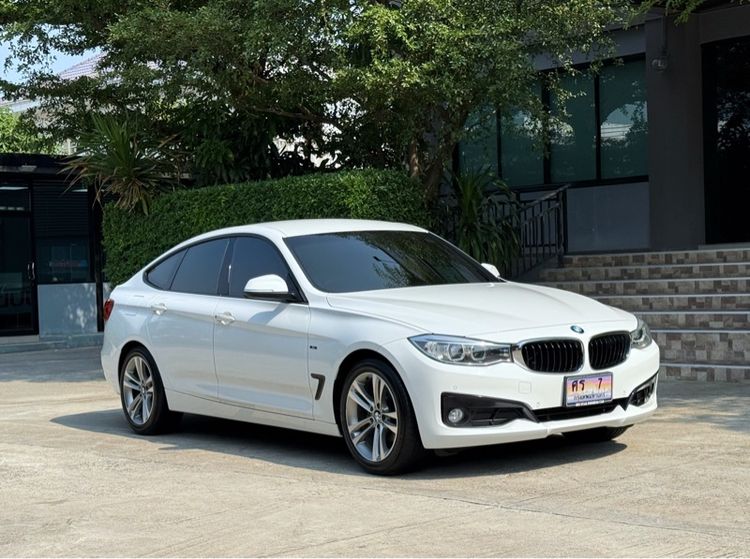 BMW Series 3 2016 320d Sedan ดีเซล ไม่ติดแก๊ส เกียร์อัตโนมัติ ขาว
