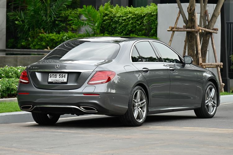 Mercedes-Benz E-Class 2018 E350e Sedan ปลั๊กอินไฮบริด (PHEV) ไม่ติดแก๊ส เกียร์อัตโนมัติ เทา รูปที่ 4