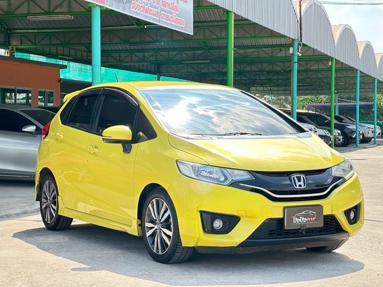 รถ Honda Jazz 1.5 SV i-VTEC สี เหลือง