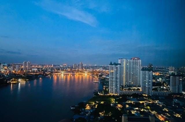 เลี้ยงสัตว์ได้ ตกแต่งครบ Luxury 3BR Riverside Condo Near Shrewsbury International School, Pet-Friendly High Floor 242sqm รูปที่ 3