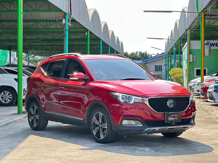 ปี 2018 MG ZS 1.5 X SUNROOF AT สีแดง 